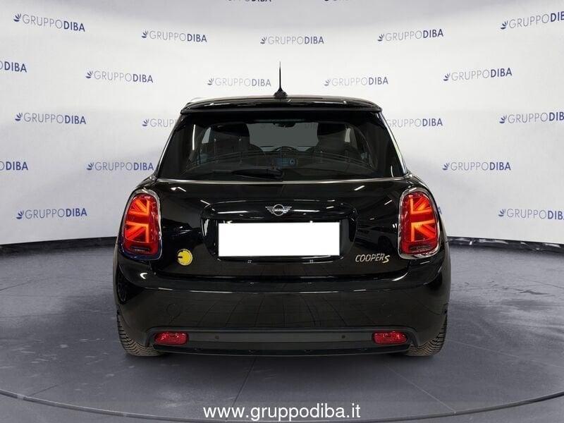 MINI Mini Full Electric Mini F56 2021 Full Electric Mini 3p Cooper SE Essential auto