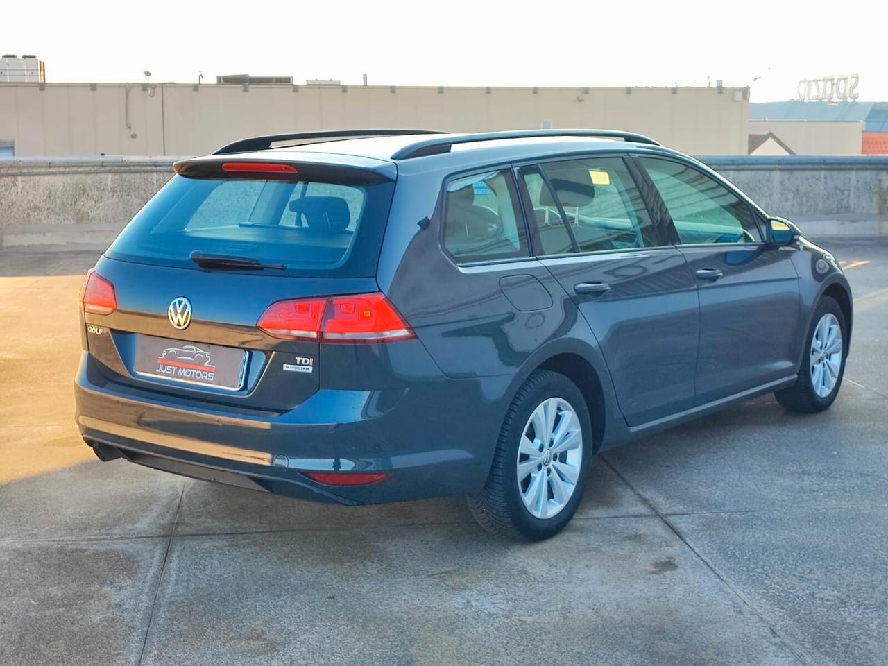 Volkswagen Golf Variant Golf Variant 1.6 TDI 110 CV DSG Comfortline BlueMotion Tech. NEOPATENTATI