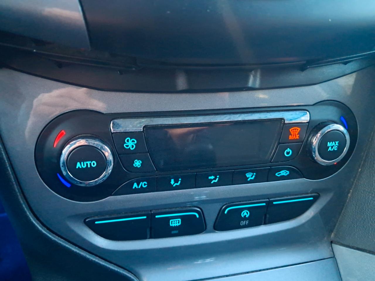 Ford Focus 1.6 TDCi 115 cv Titanium