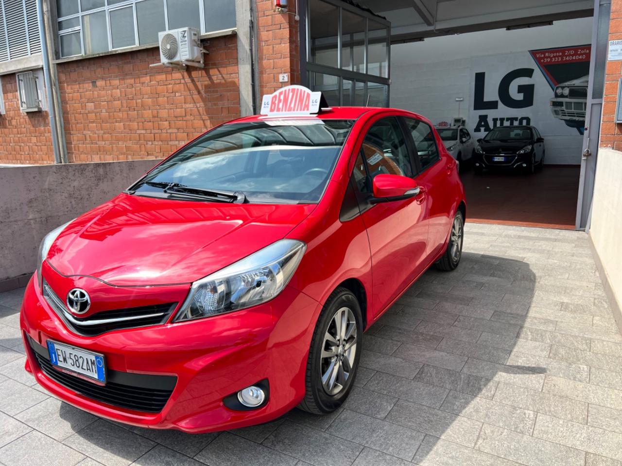 Toyota Yaris 1.0 5 porte Lounge. NEOPATENTATO