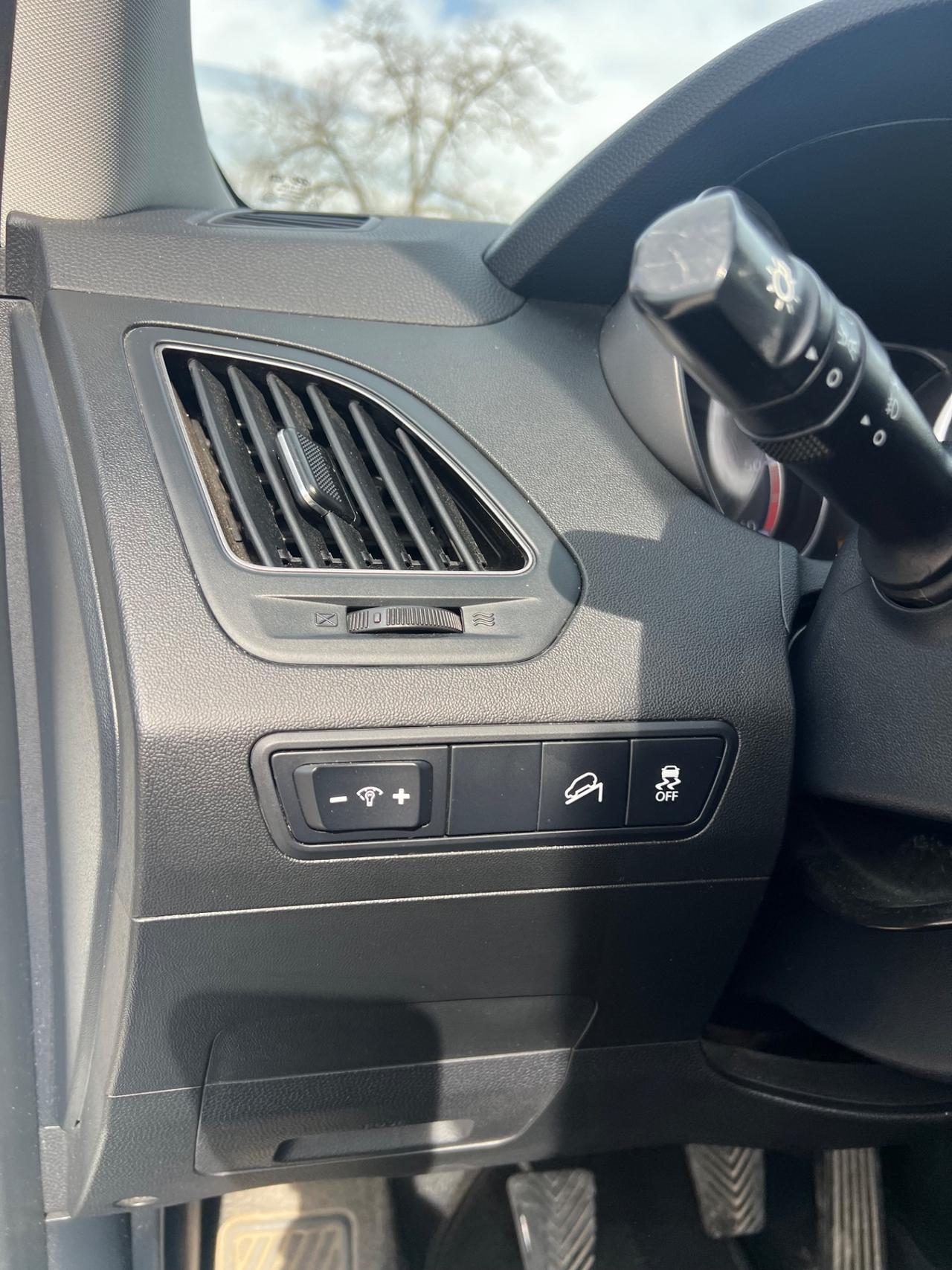 Hyundai iX35 1.7 CRDi 2WD Xpossible Permute Rate Garanzia