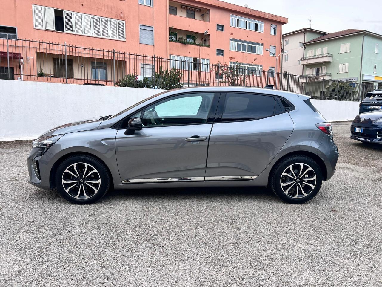 Renault Clio TCe 90 CV 5 porte Techno