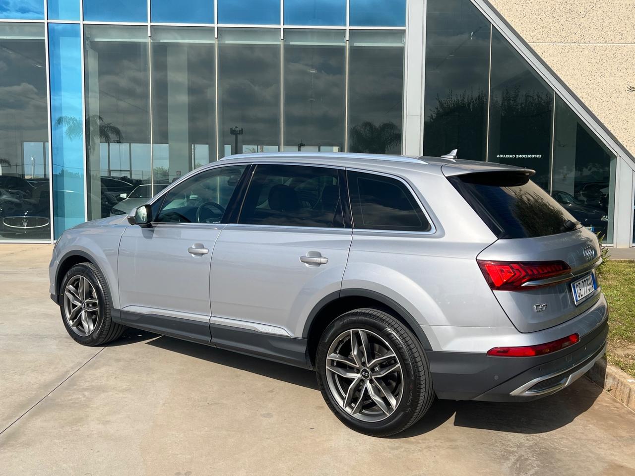 Audi Q7 50 TDI quattro tiptronic Business