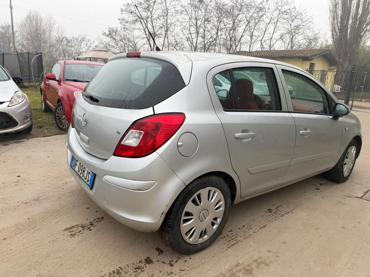 Opel Corsa 1.2 5 porte Easytronic Cosmo