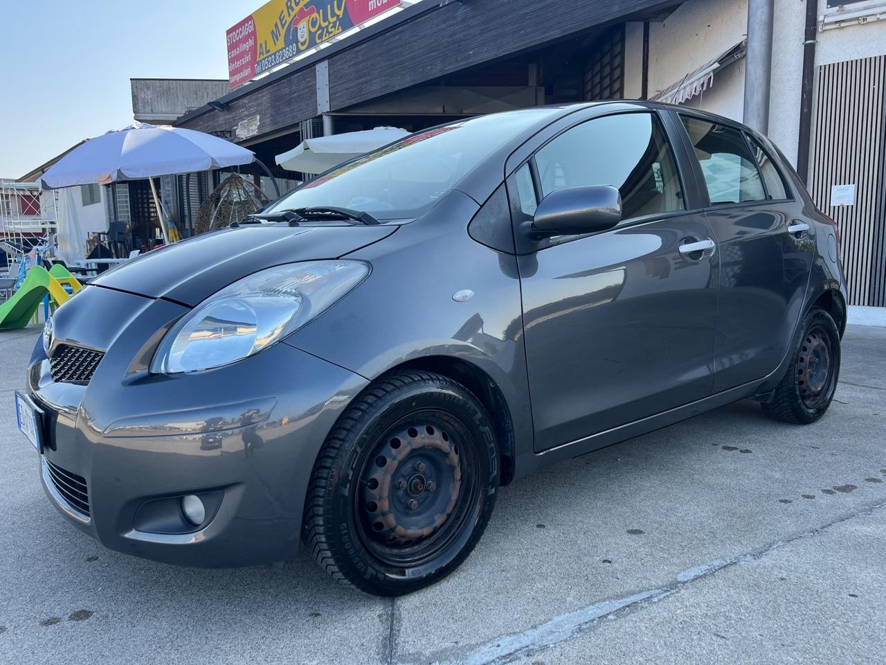 Toyota Yaris 1.3 5 porte Sol