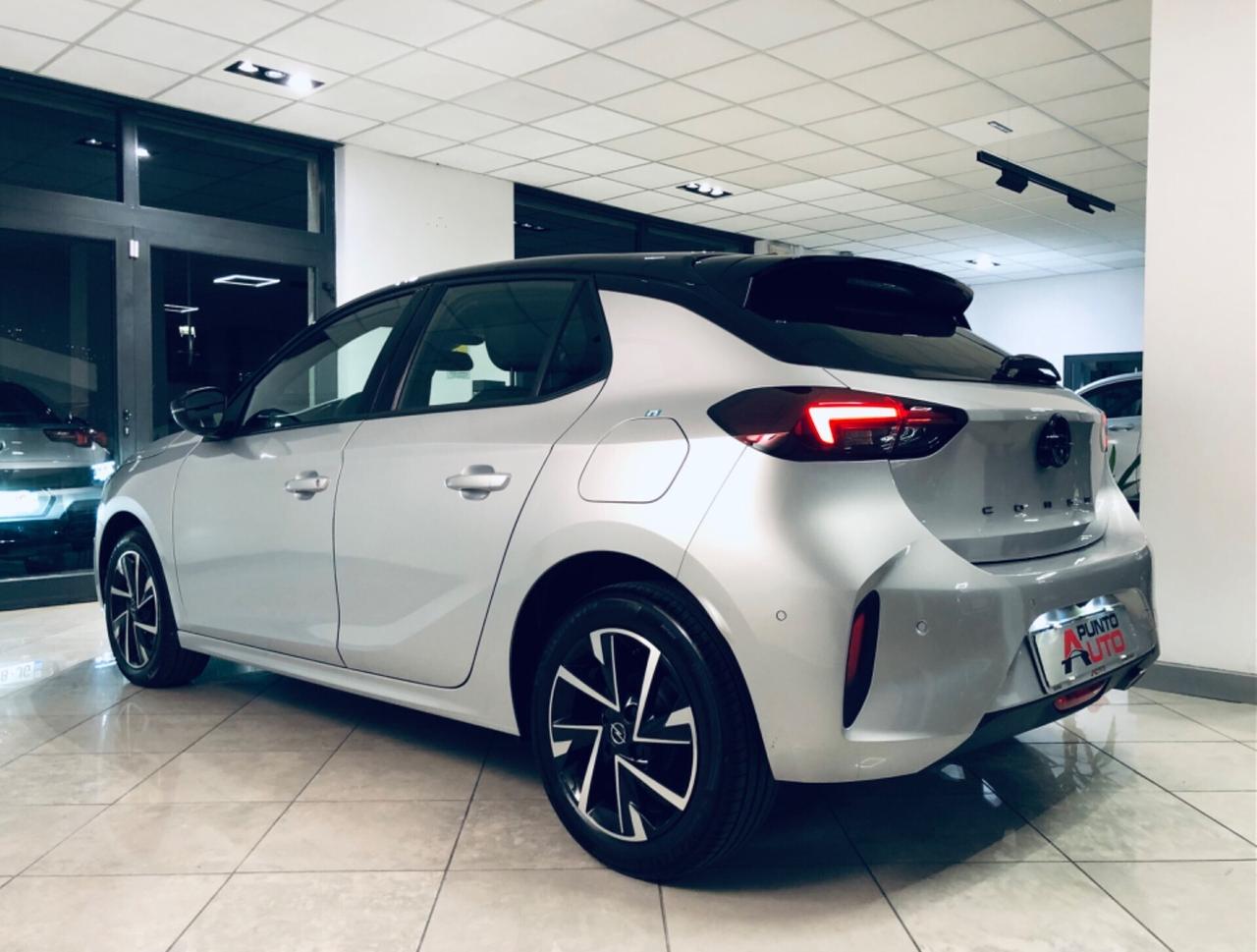 Opel Corsa GS tetto nero 1.2 100 CV PACK CONF