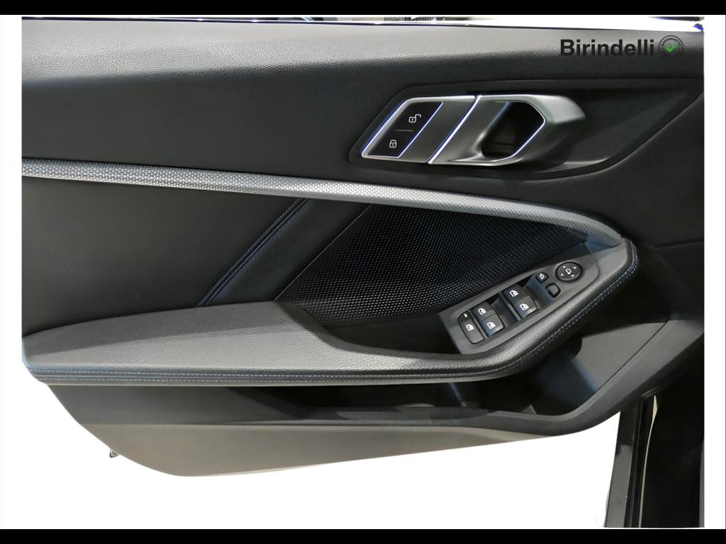 BMW Serie 1 (F40) - 118d 5p. Msport