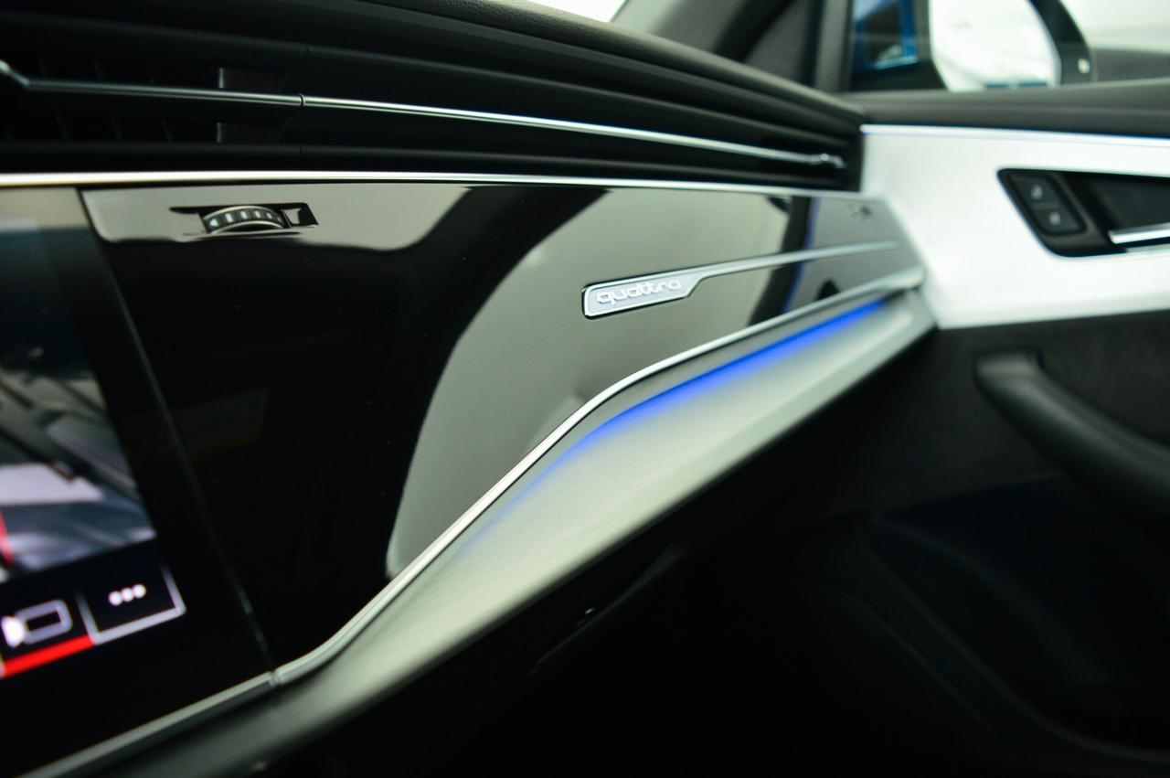 Audi Q8 45 TDI mhev Quattro tiptronic Sline