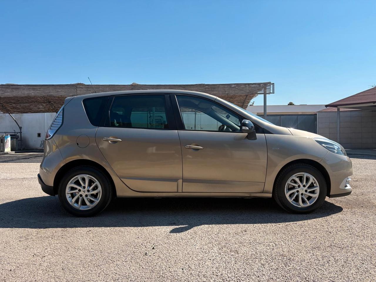 Renault Scenic Scénic XMod dCi 110 CV Start&Stop Energy Limited