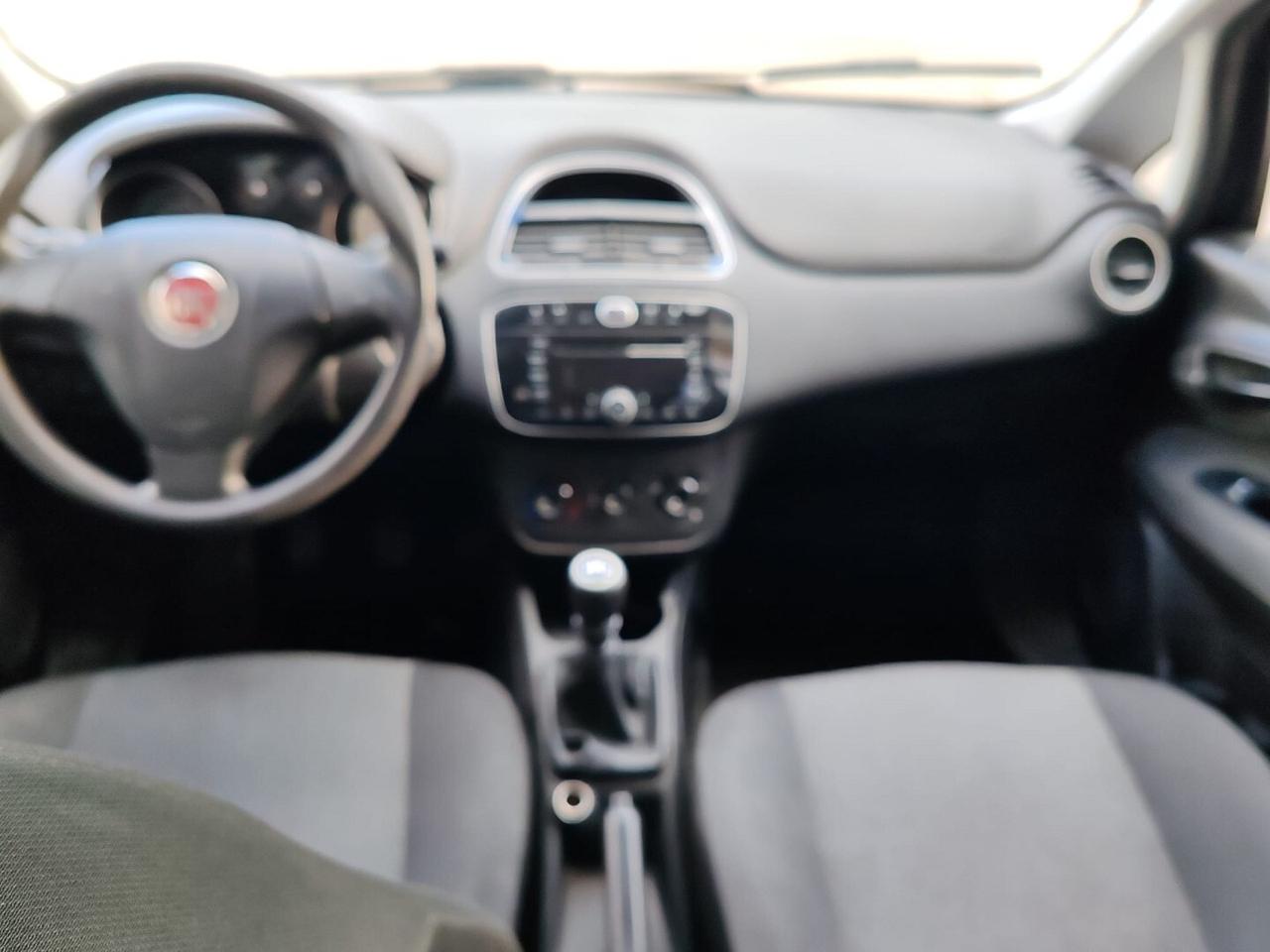 FIAT PUNTO 1.4 5 PORTE NATURAL POWER 2015