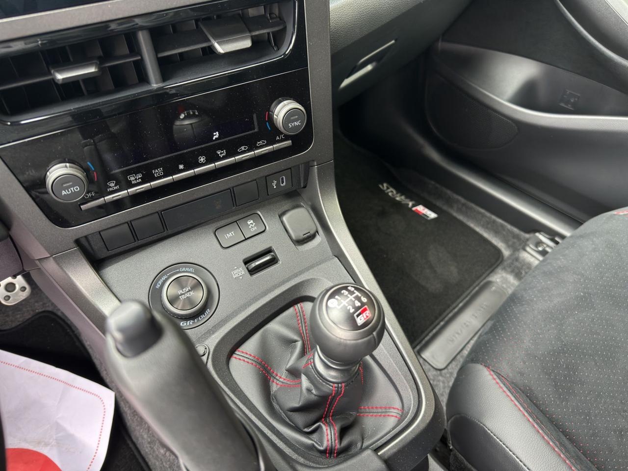 Toyota GR Yaris 1.6 Aero Performance imt-6