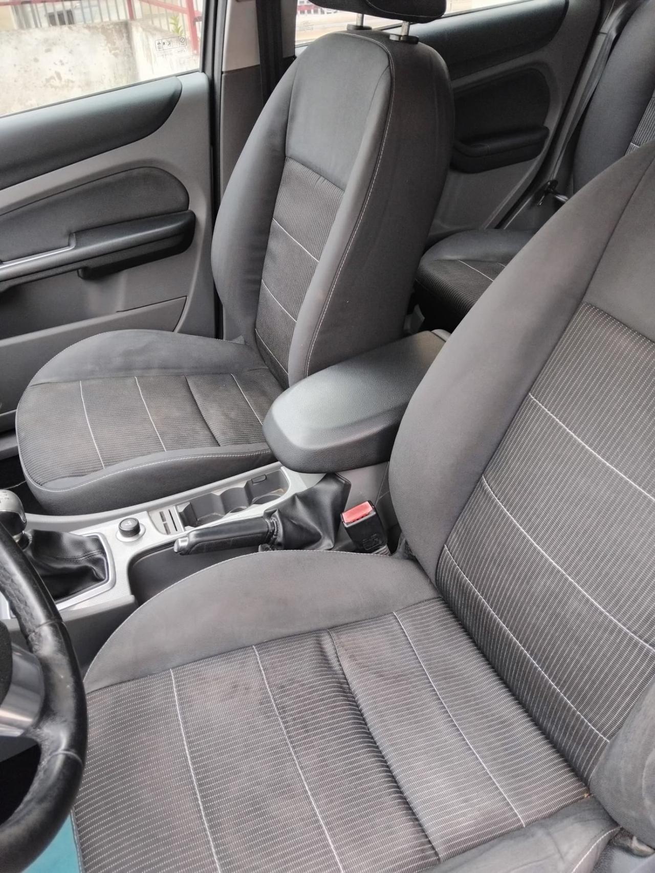 Ford Focus SW BZ-GPL TIT