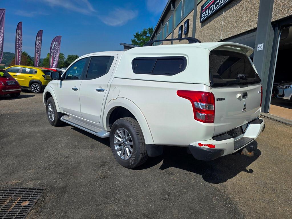 Mitsubishi L200 2.4 DI-D/181CV INTENSE