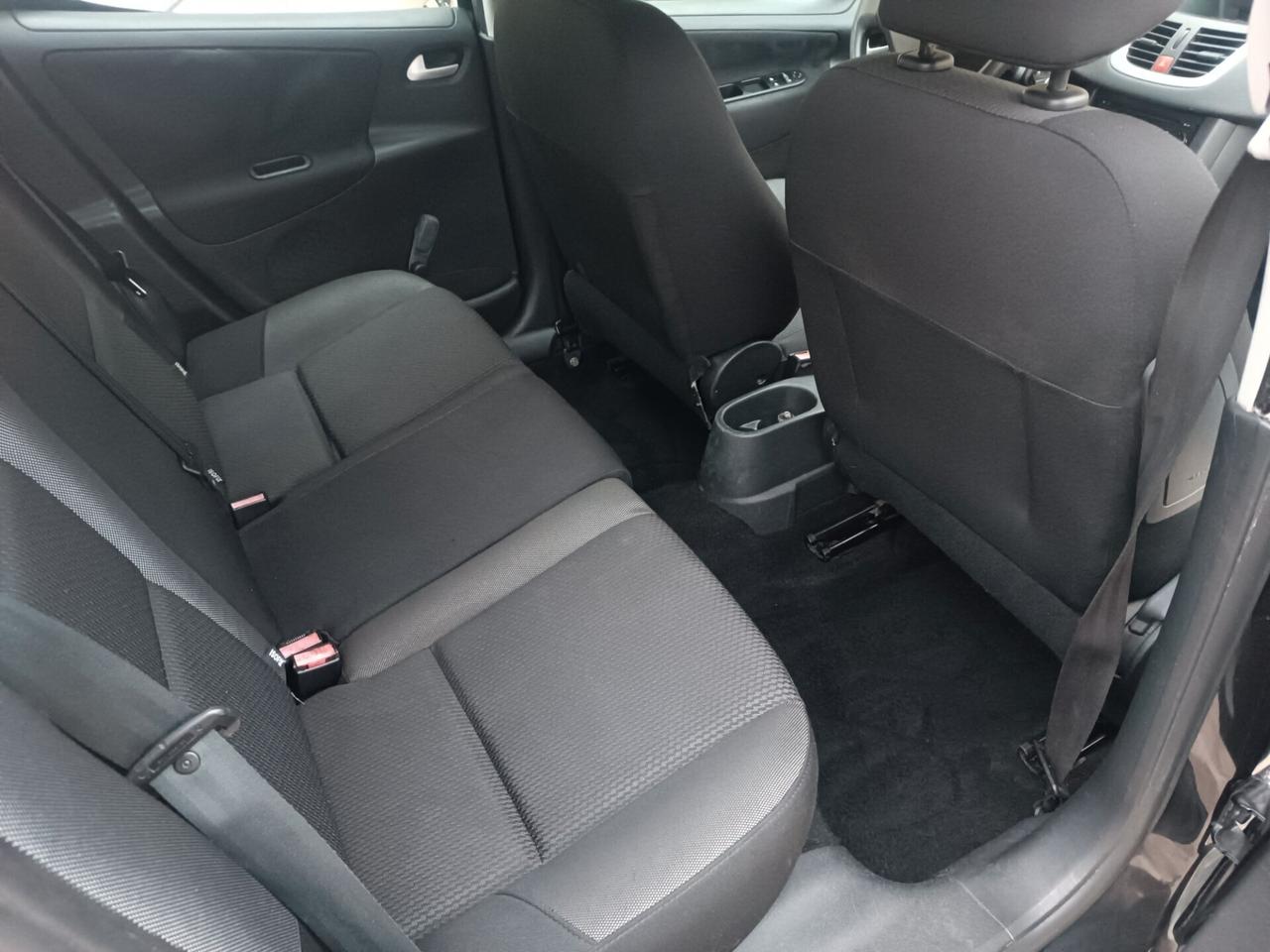 Peugeot 207 1.4 GPL garanzia