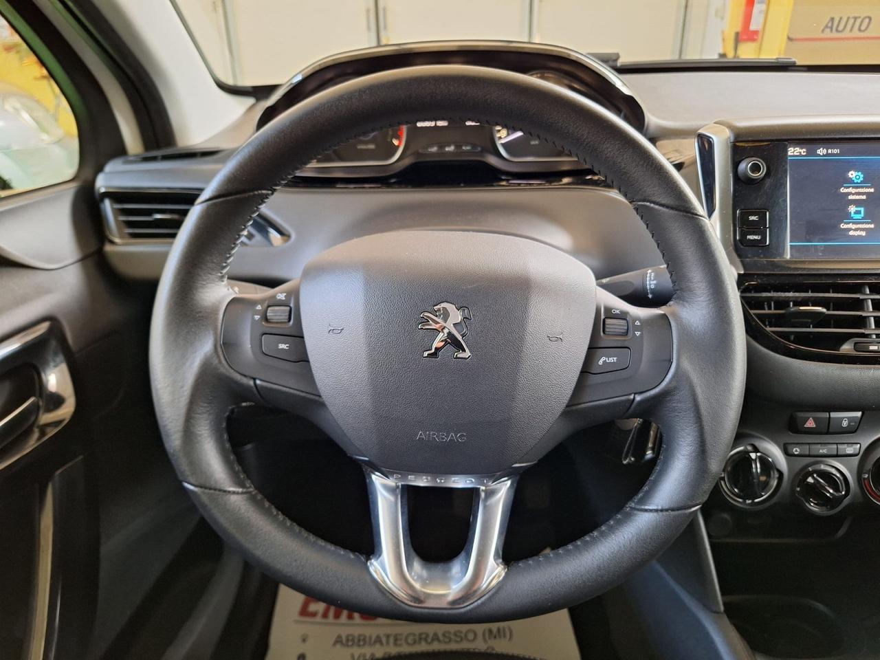 Peugeot 208 PureTech 82 5 porte Allure