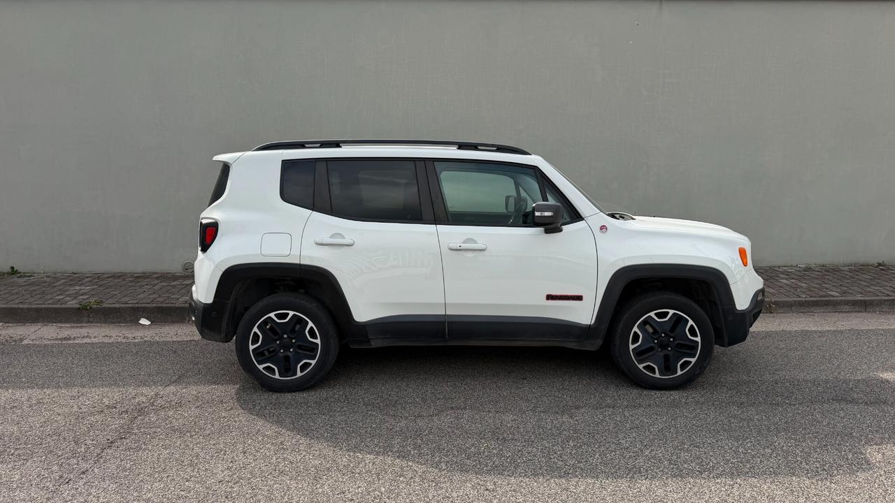 Jeep Renegade 2.0 Mjt 170CV 4WD Active Drive Low Trailhawk