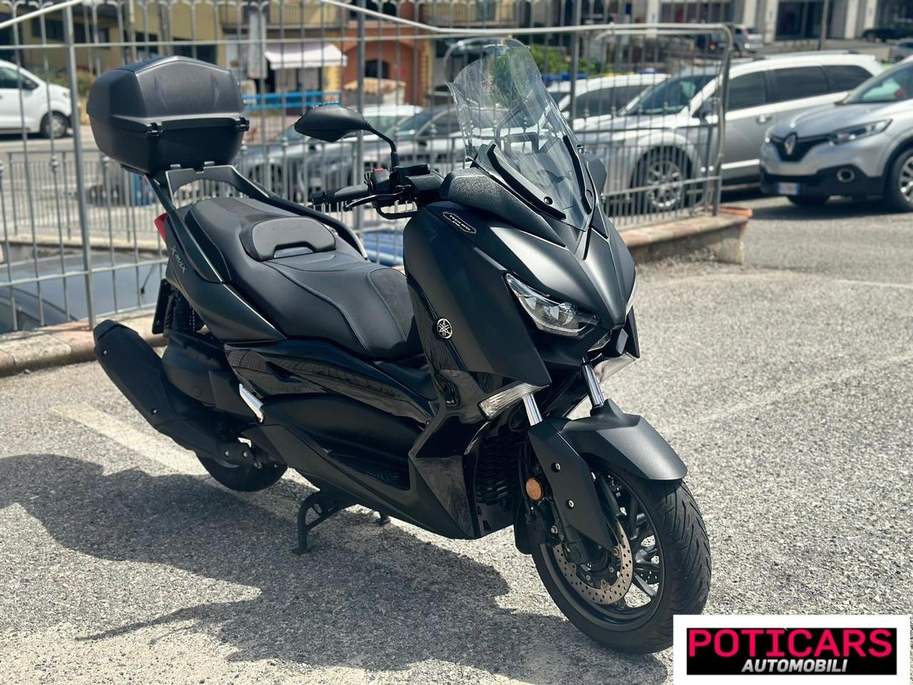 Yamaha X-Max 400 Tech max 400