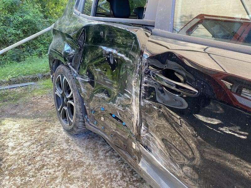 Jeep Avenger 1.2 Turbo 100 CV Summit - VETTURA INCIDENTATA