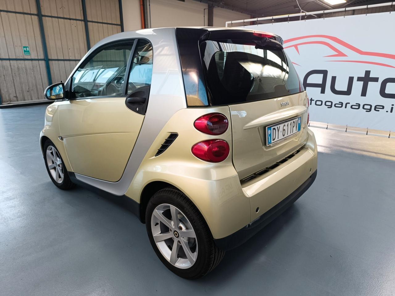 Smart ForTwo 1000 52 kW coupé limited two