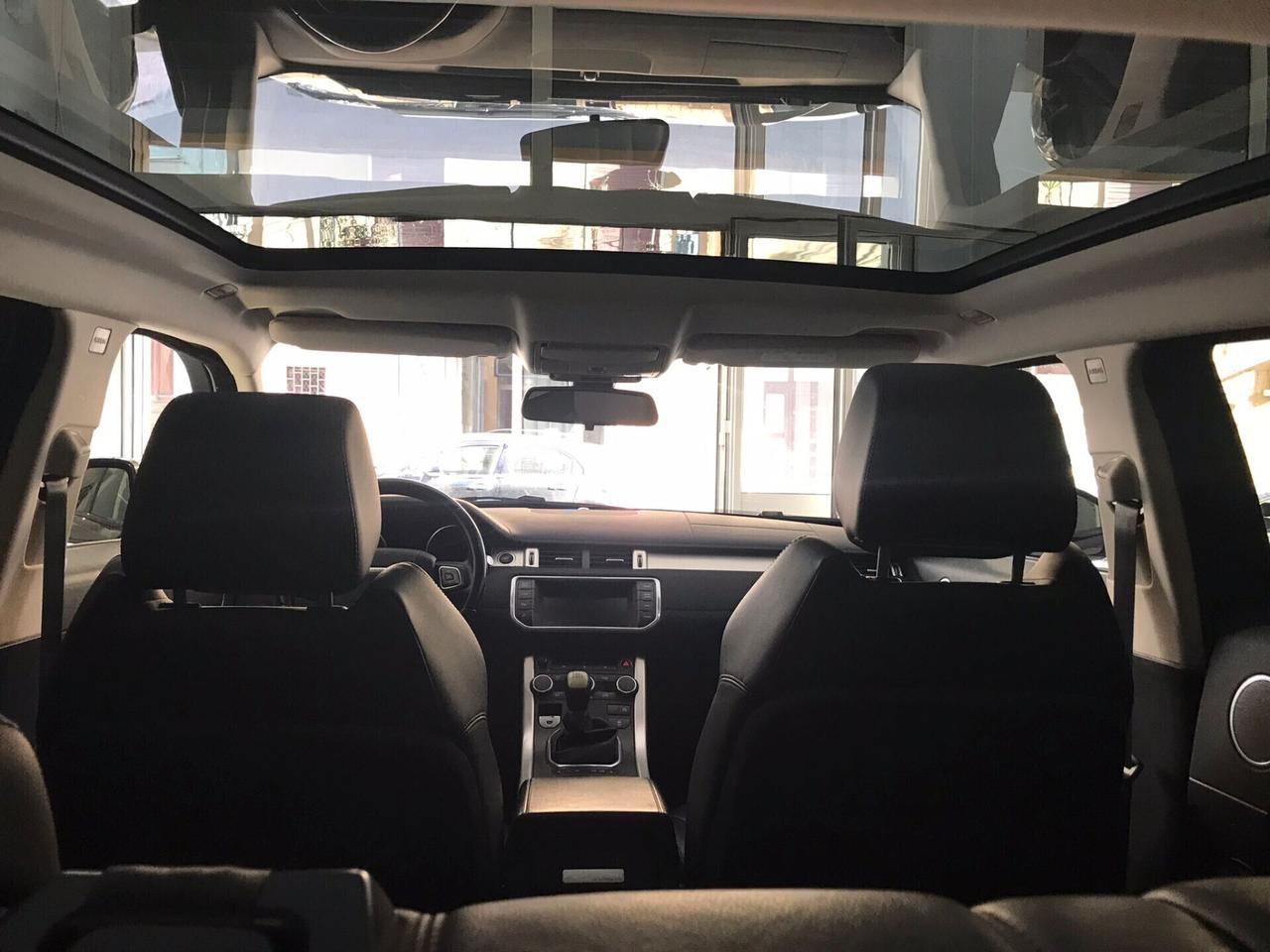 Land Rover Evoque 2.2 TD4 5p. PRESTIGE PANORAMICO