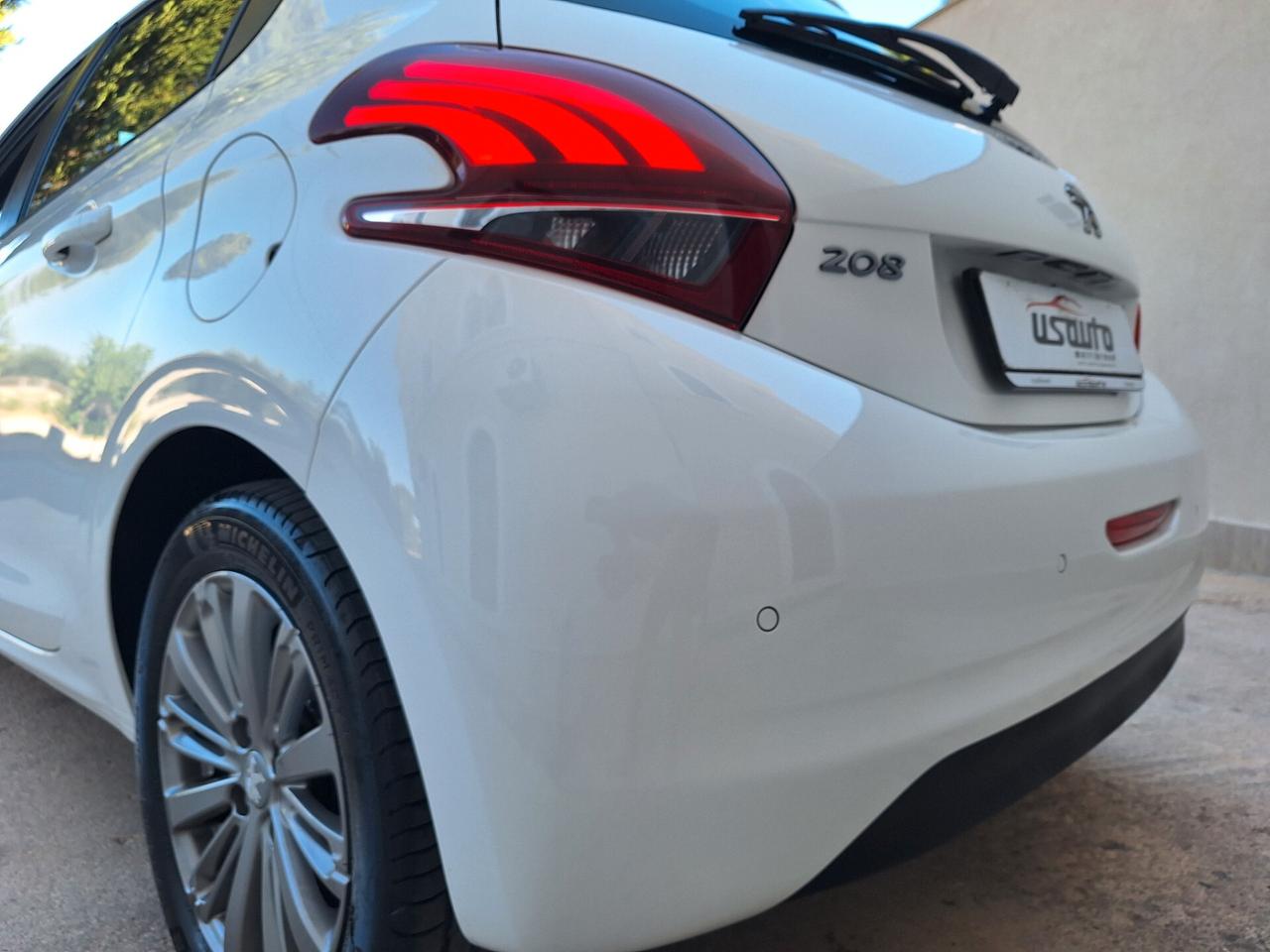 Peugeot 208 1.5 HDi 100 cv 5 porte Allure 2019