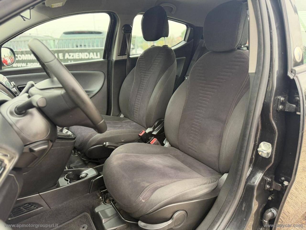 LANCIA Ypsilon 0.9 T.Air 85CV 5p. Met.Ec. Gold