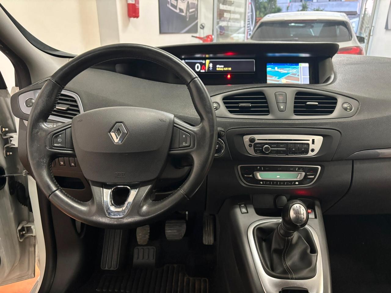 RENAULT SCENIC X-MOD 2015 DIESEL