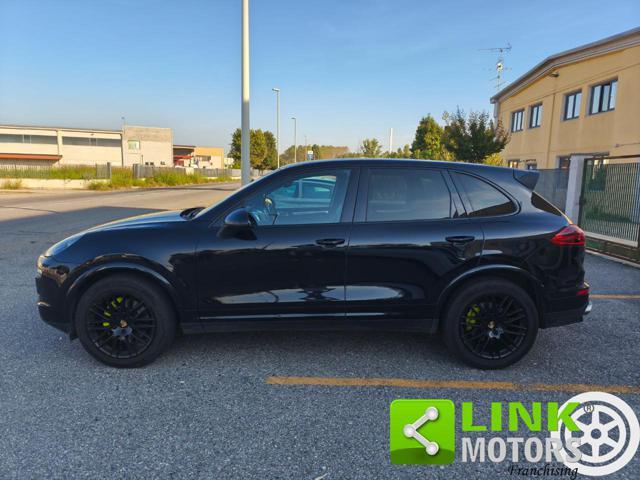 PORSCHE Cayenne 3.0 Diesel Platinum Edition