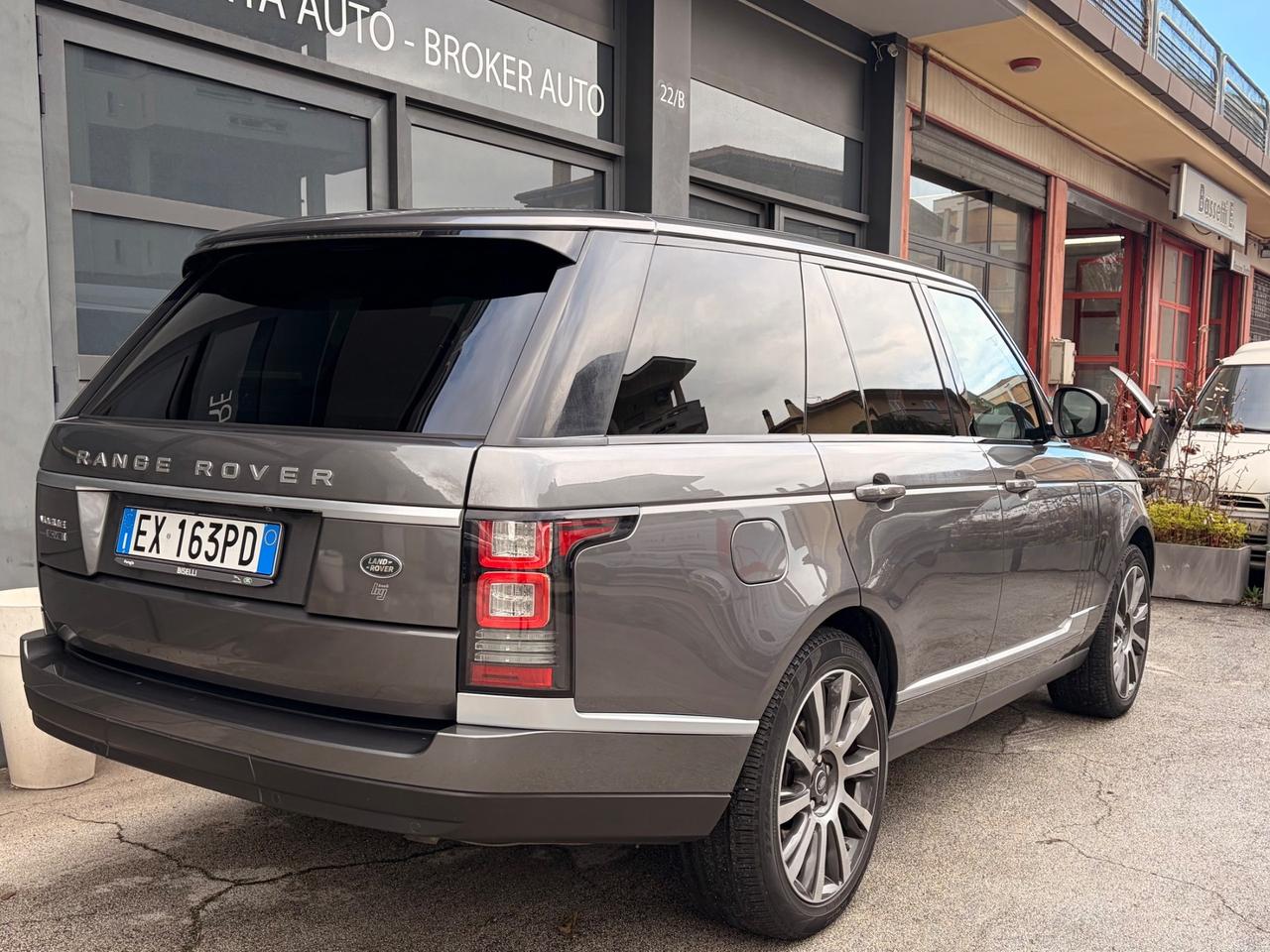 Land Rover Range VOGUE SDV8 FINO AL 9 FEBBRAIO