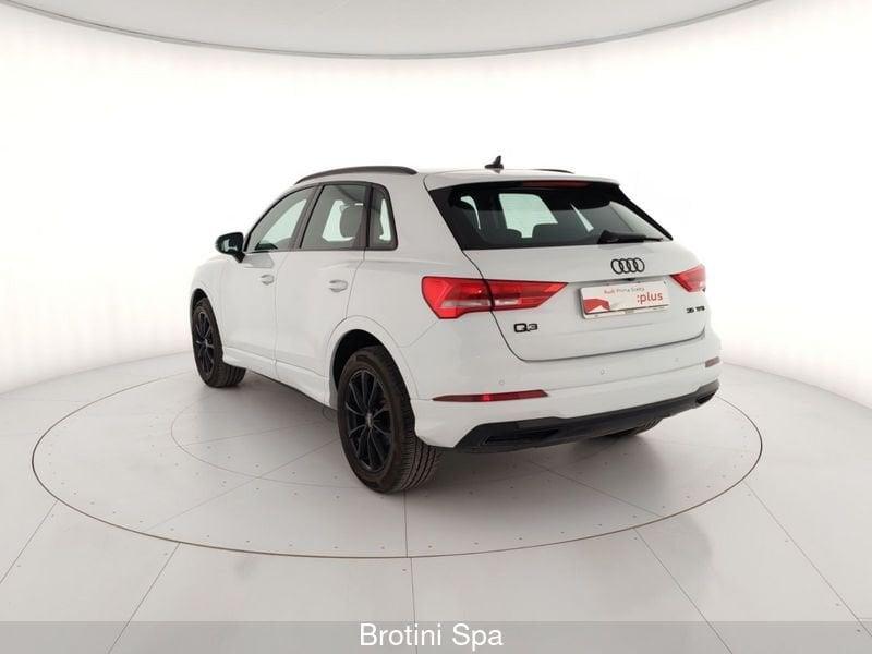 Audi Q3 35 TFSI Business Advanced
