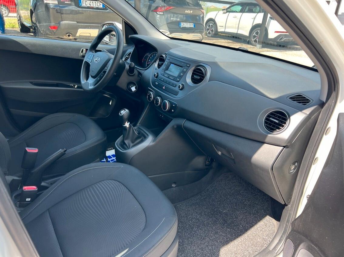 Hyundai i10 1.0 Comfort UNICO PROPRIETARIO - NEOPATENTATI