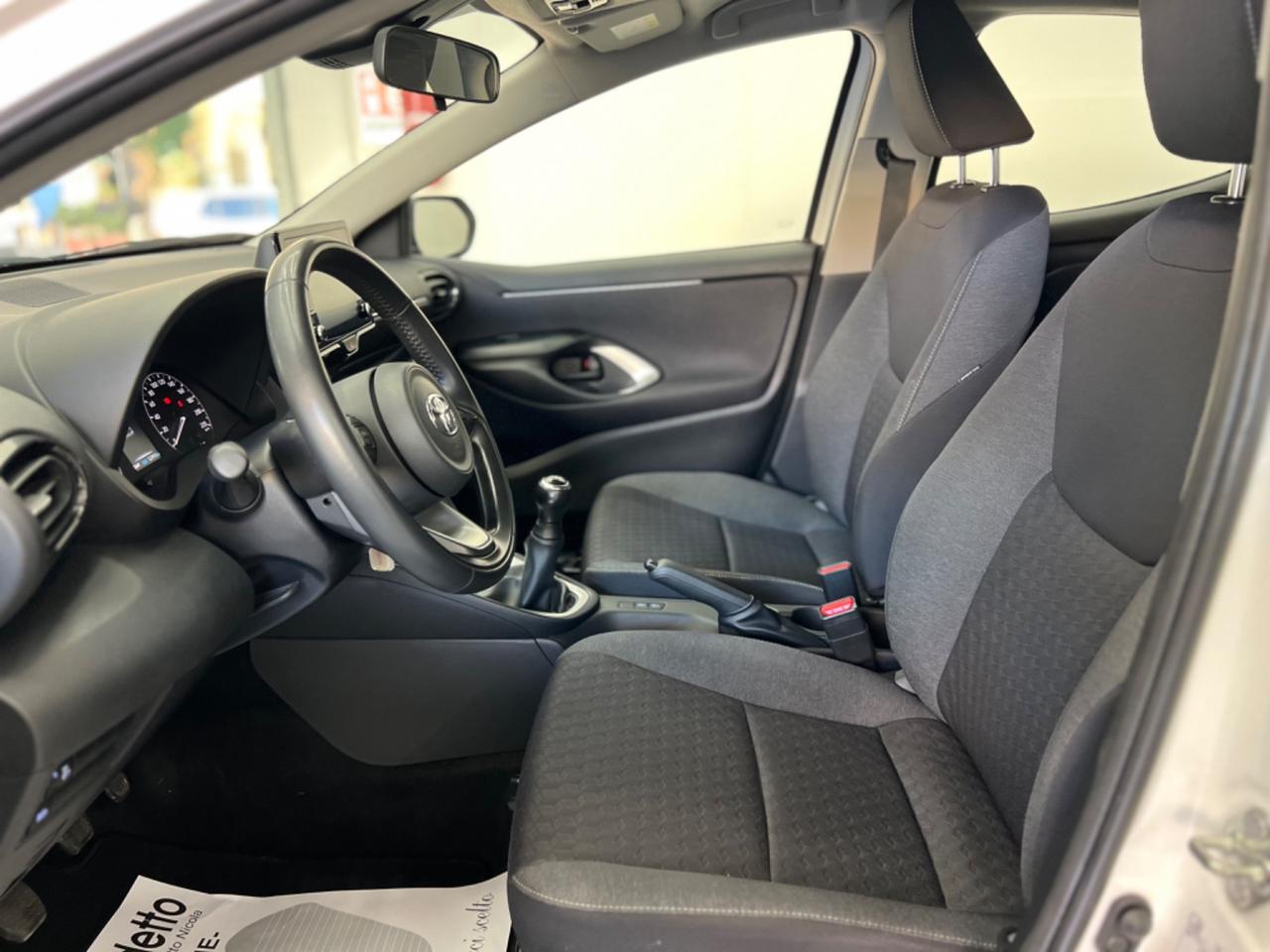 Toyota Yaris 1.0 5 porte Active 2023
