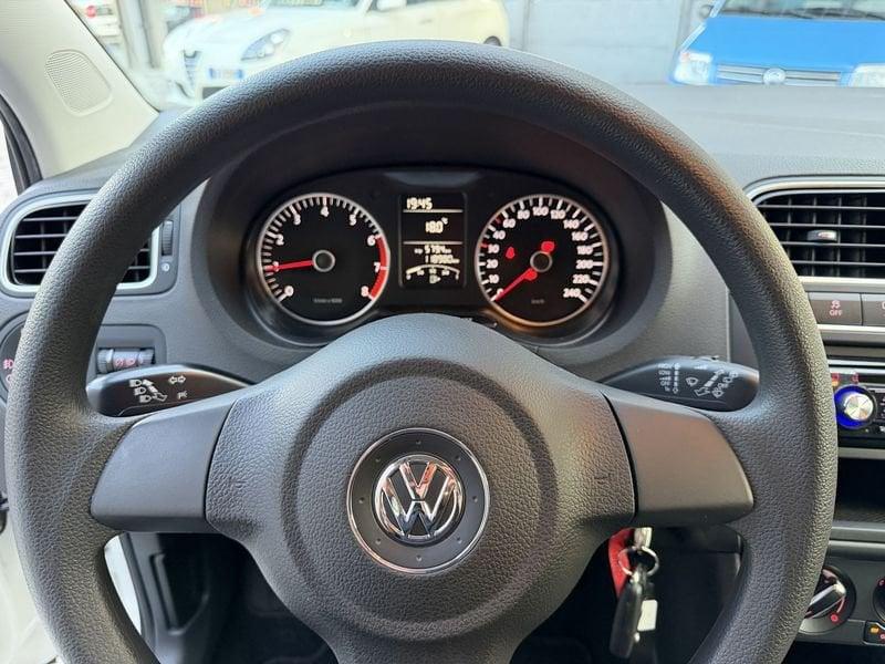 Volkswagen Polo Polo 5p 1.2 Comfortline 70cv IDONEA NEOPATENTATI
