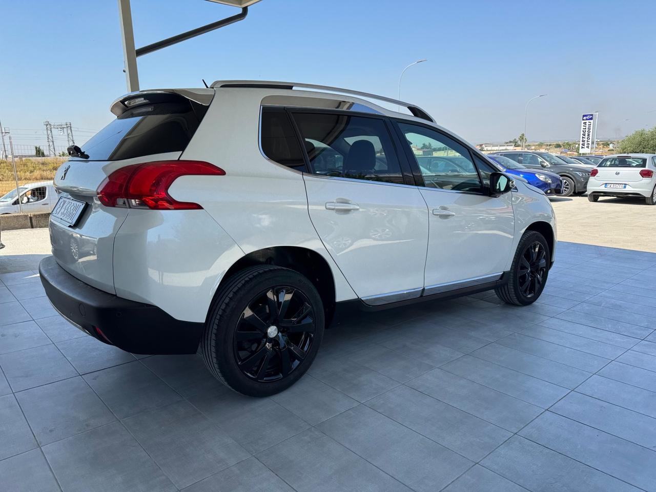 Peugeot 2008 1.6 e-HDi 115 CV Stop&Start Allure