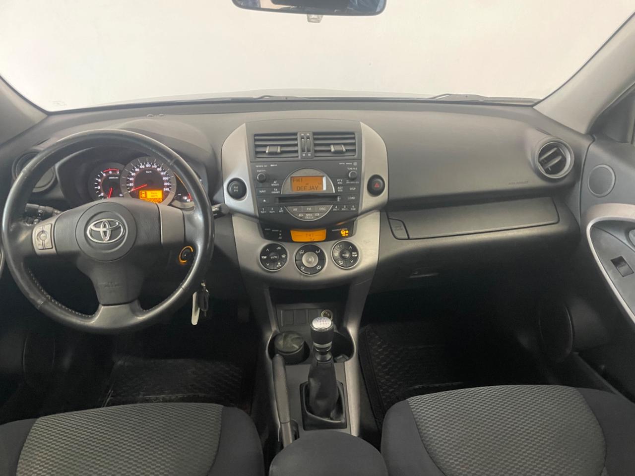 Toyota RAV4 2.2 D-4D 136 CV Sol 4x4 Perfetta