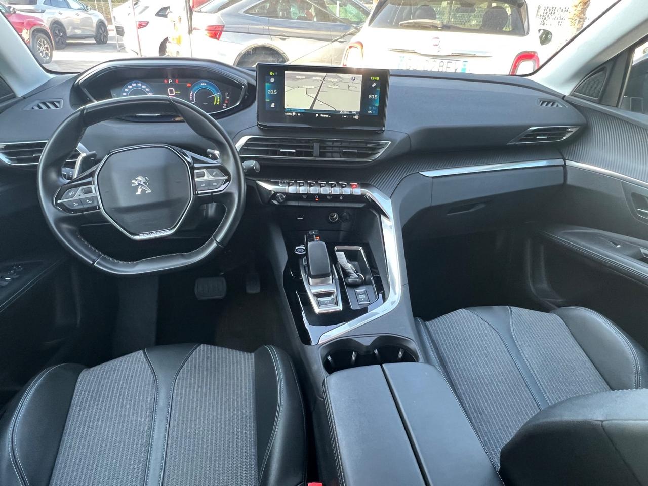 Peugeot 3008 Hybrid 225 e-EAT8 Allure FINANZIABILE