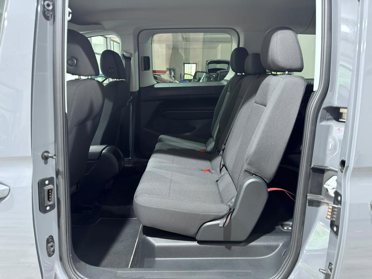 VW CADDY MAXI 2.0TDI 122CV DSG GANCIO TRAINO