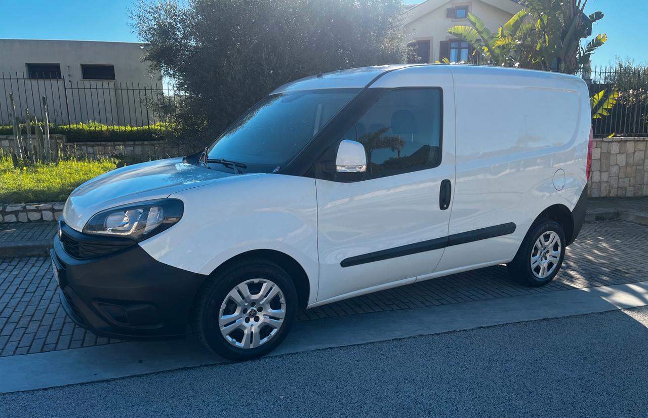 Fiat Doblo Doblò 1.6 MJT 105CV 3 POSTI Cargo Lamierato SX 3 Posti