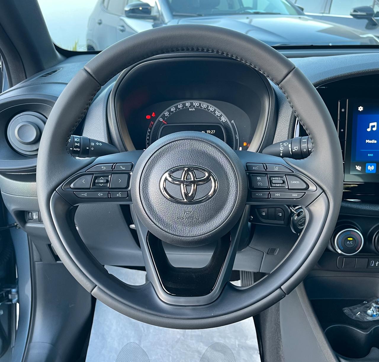 Toyota Aygo X 1.0 VVT-i 72 CV 5 porte Active Km0