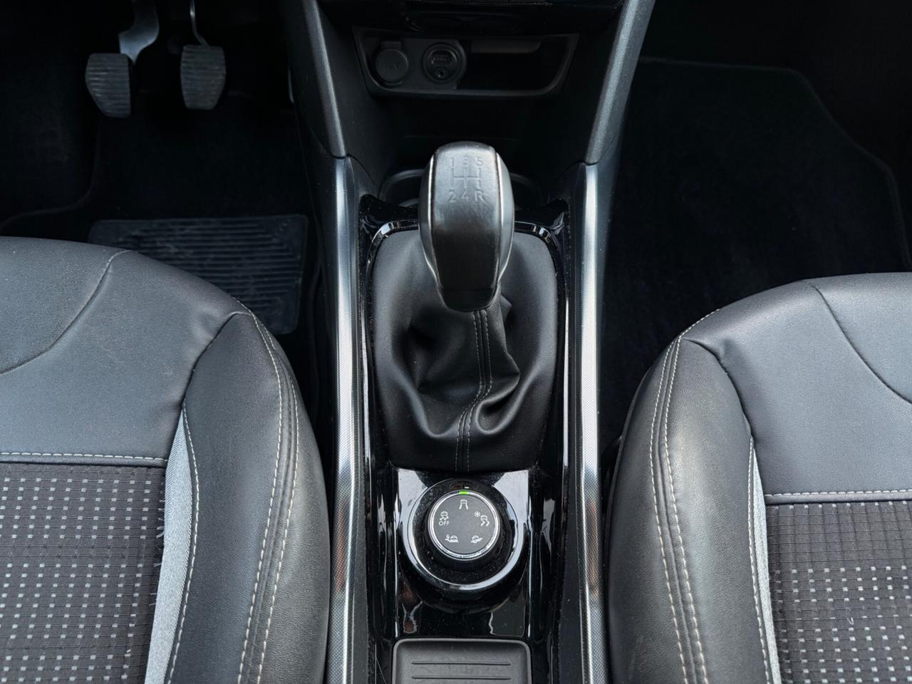 Peugeot 2008 1.6 e-HDi 92 CV Stop&Start Urban Cross