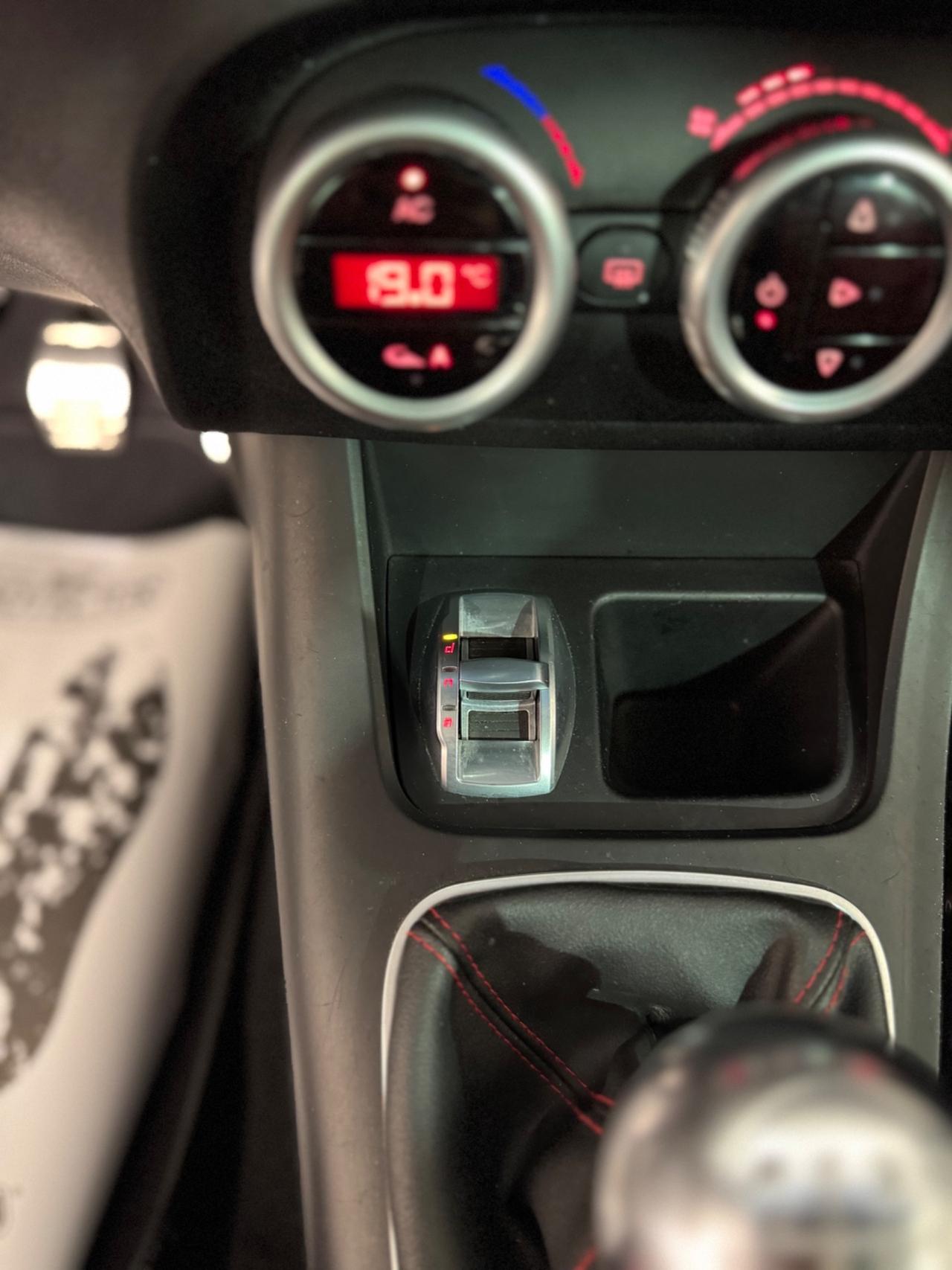 Alfa Romeo Giulietta Exclusive FULL OPTIONAL CON TETTO APRIBILE