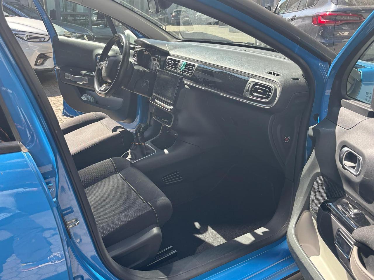 Citroen C3 1.2 puretech shine s&s 83cv neopatentati my18