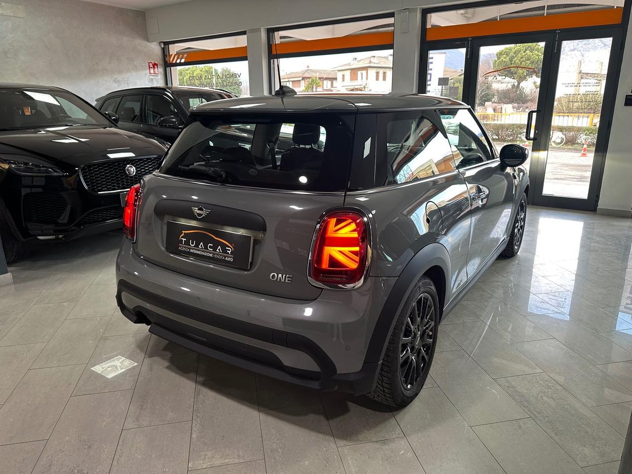 Toyota Aygo Lounge 1.0 VVT-i #9183