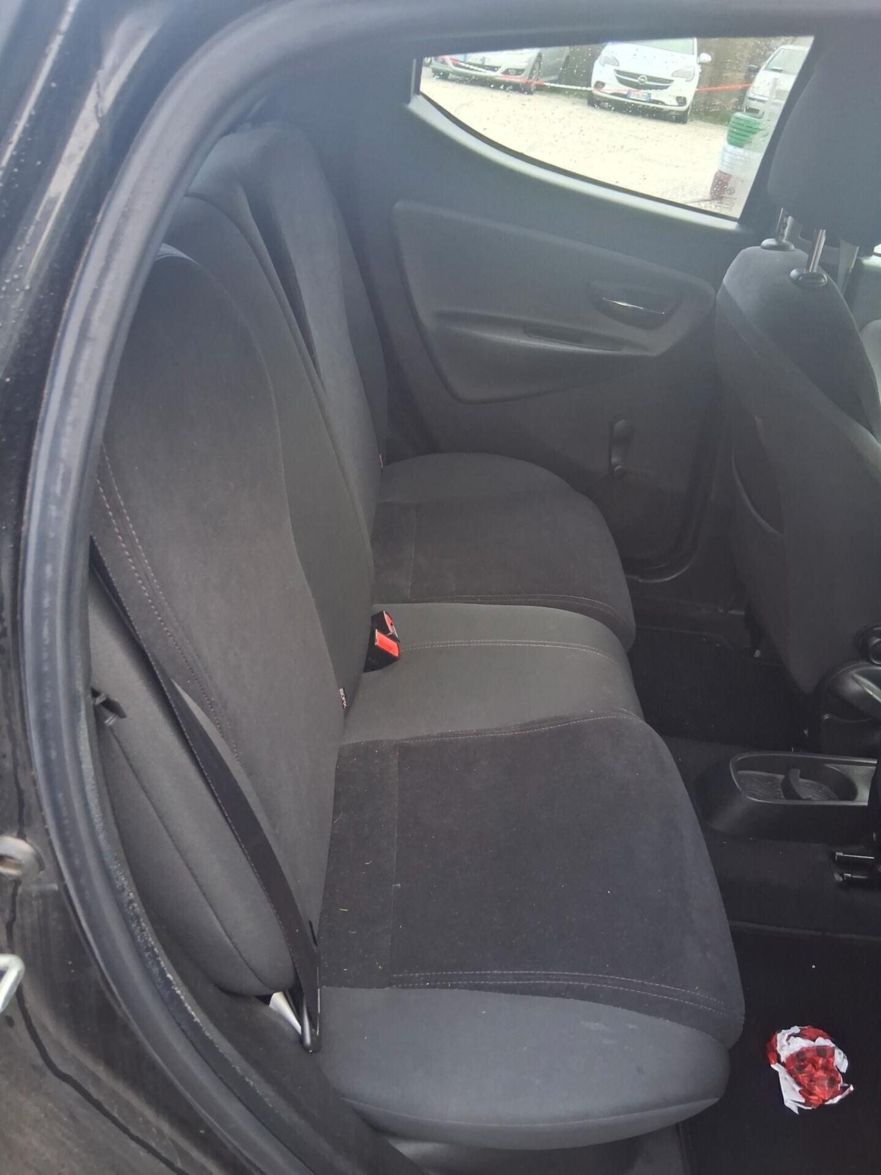 Lancia Ypsilon 1.2 69 CV 5 porte S&S Gold