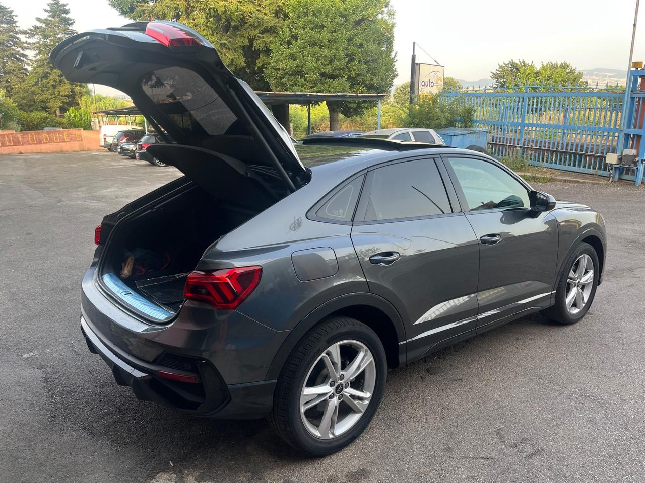Audi Q3 SPB 35TDI S tronic line edition-solo Km30000-
