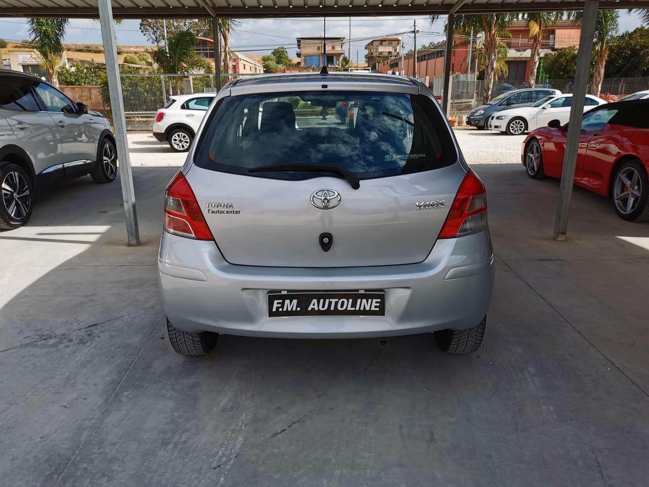 Toyota Yaris 1.3 5 porte Sol 2010