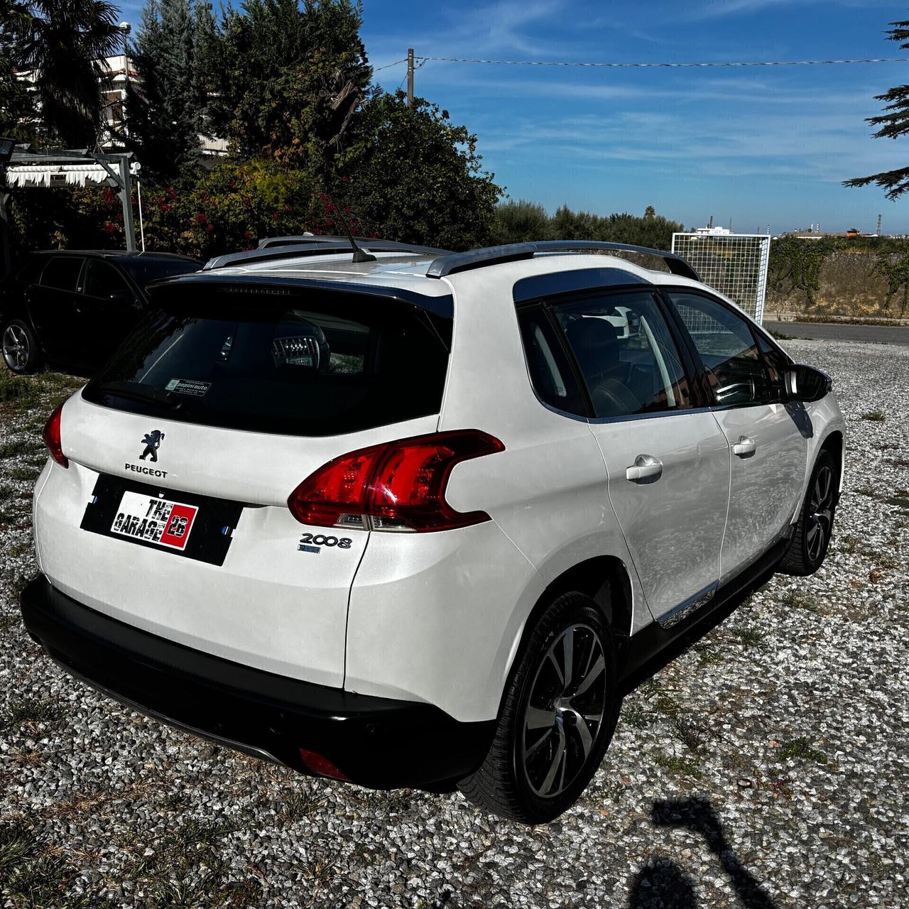 Peugeot 2008 1.6 e-HDi 92 CV Stop&Start Allure