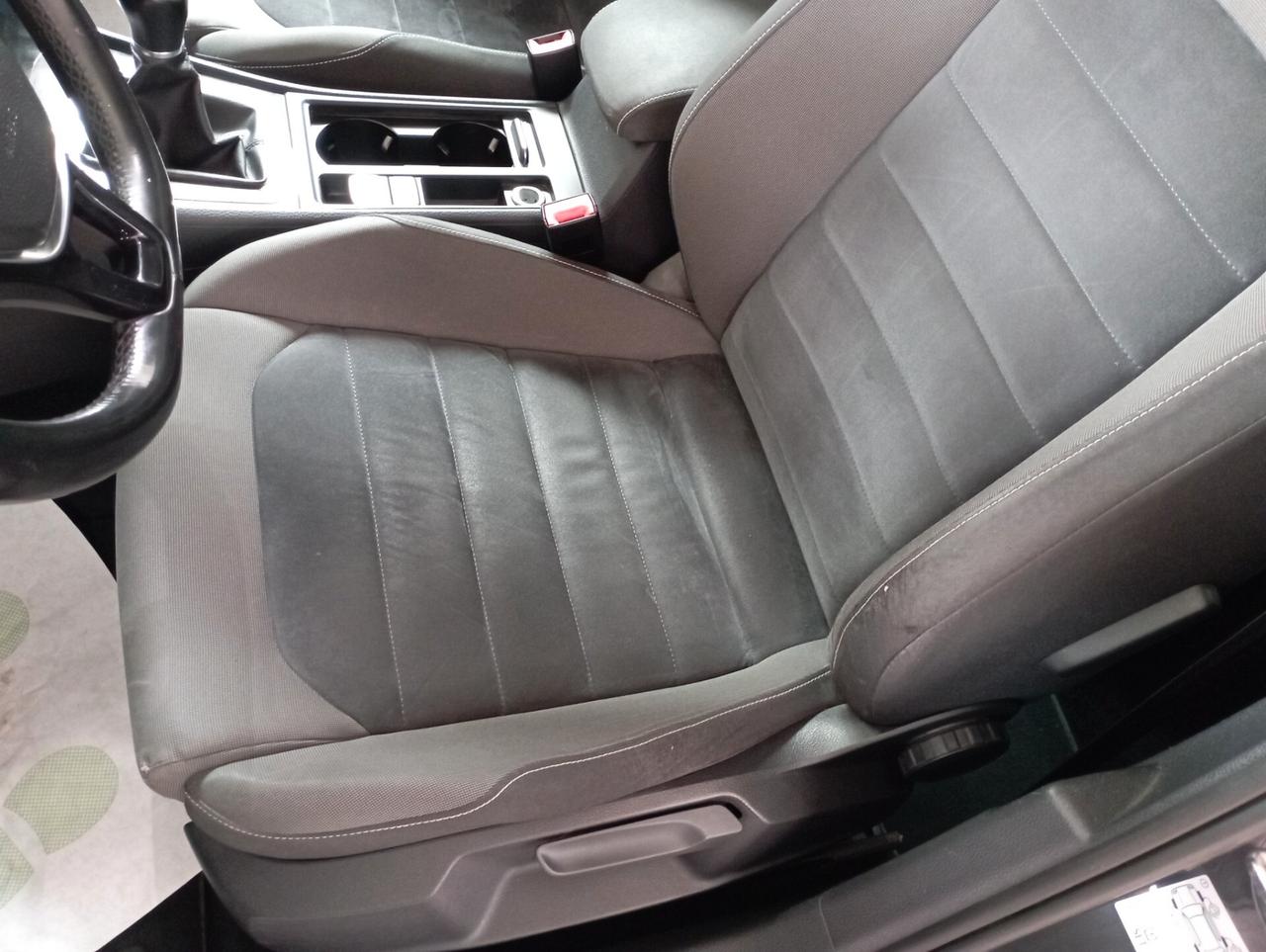 Volkswagen Golf 1.6 TDI 5p. Highline NEOPATENTATI OK