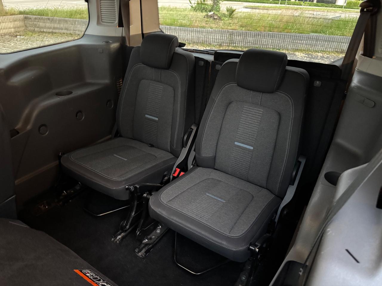 Ford Tourneo Connect Gran Active 1.5d 120 CV