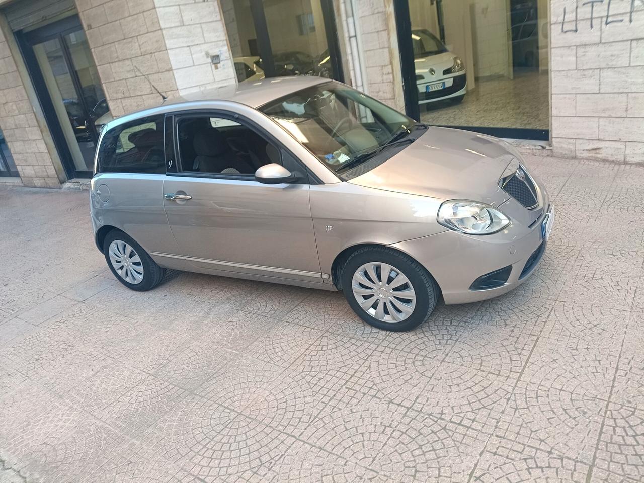 LANCIA YPSILON 1.2 ORO-NEOPATENTATI-Euro 4390